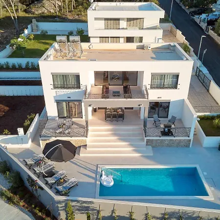Allure Villa