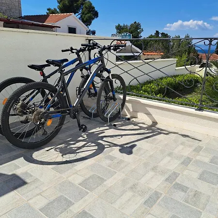 Villa Allure Sutivan